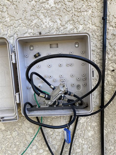 comcast cable intereference at junction box in apartment building|How to Connect Xfinity Comcast Coaxial cable at the Service box .